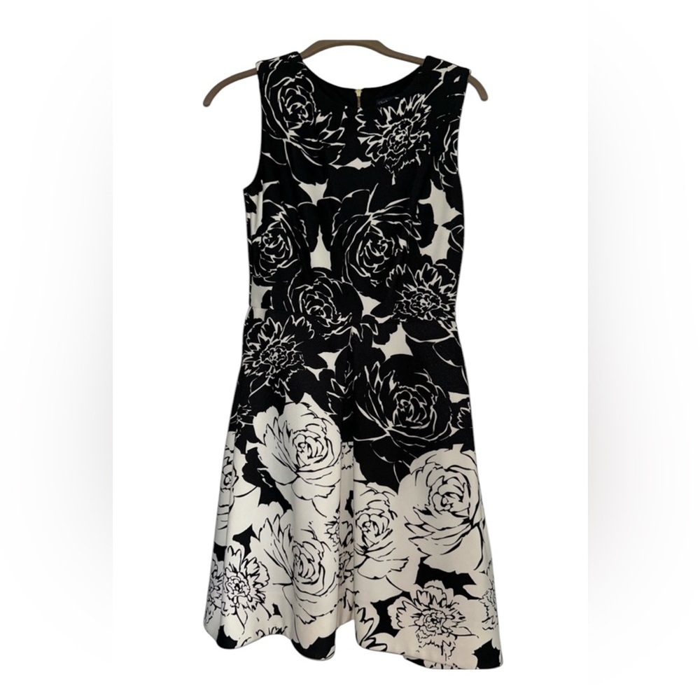 NWOT just Taylor sleeveless dress